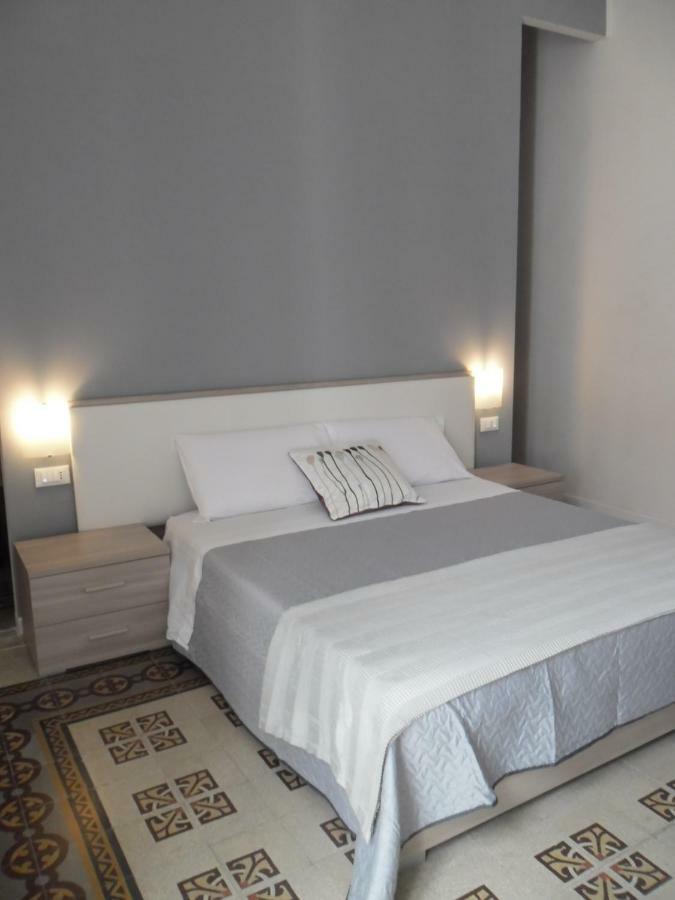 Le Vie Del Centro Hotel Palermo Eksteriør billede