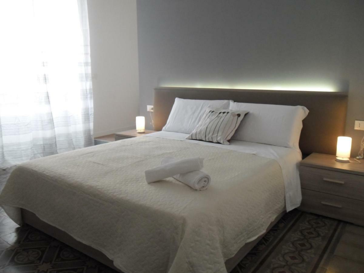 Le Vie Del Centro Hotel Palermo Eksteriør billede